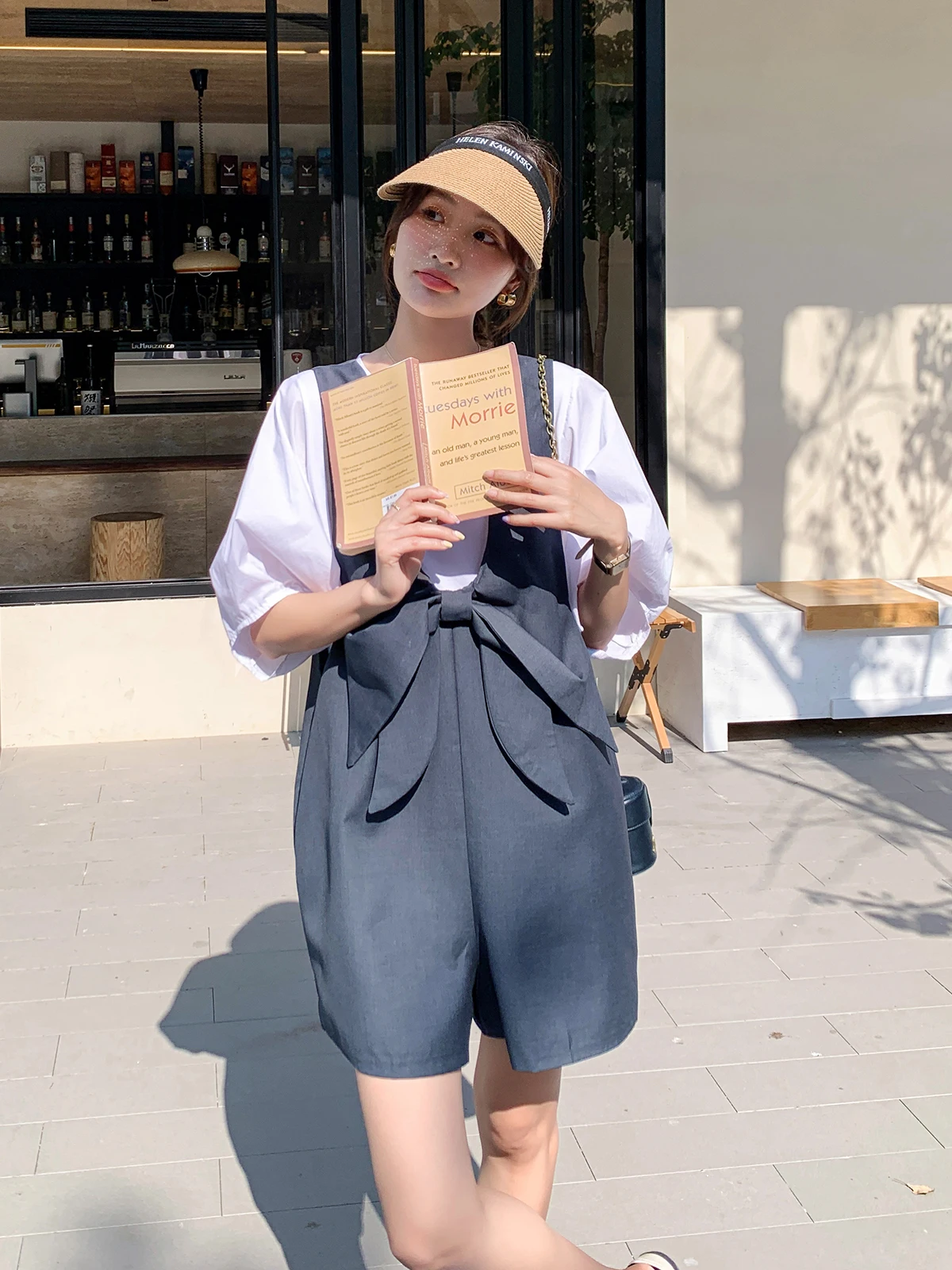 古着夏コーデメンズはどう選ぶ？リボン付きサロペットパンツが解決する、夏のカジュアルスタイルの悩み