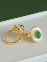 天然グリーンメノウと白貝母のリング【高級感あるデザイン・純銀金メッキ・サイズ調整可能】