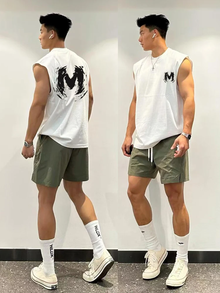 筋肉質男性が「カジュアルでスタイリッシュ」に見えるコツは？