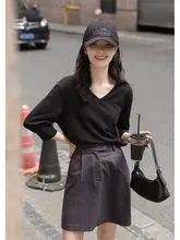 秋季用長袖Tシャツ【Vネック・ホワイト・スリムフィット】