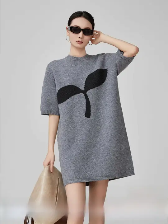 グレー印花ラウンドネックニットショートスリーブワンピース【軽量・感・春用】