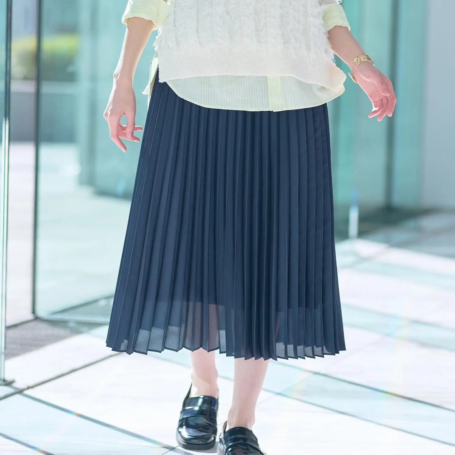 大人可愛いの本質とスタイルガイド｜自然なバランスを実現するコーデ術