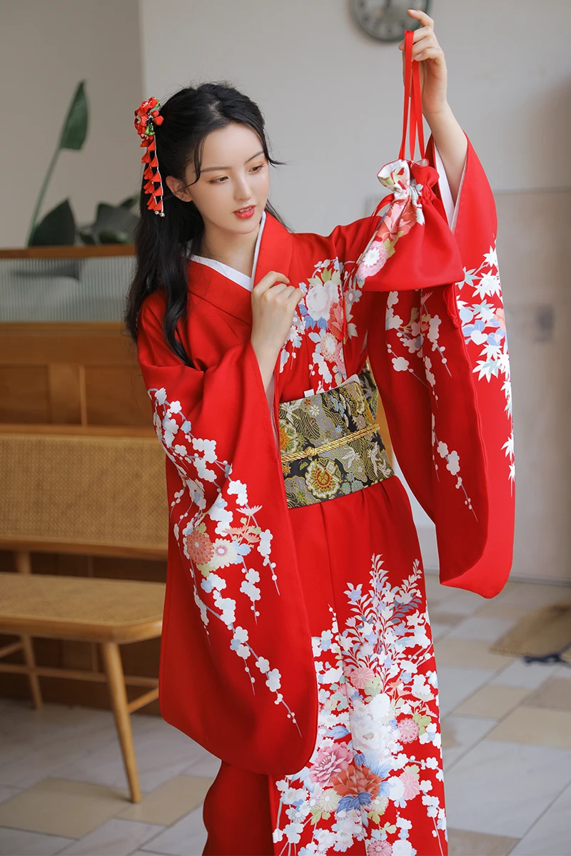 着物ドレスを選ぶときに迷うのは、本当に「和装ドレス」なのか？