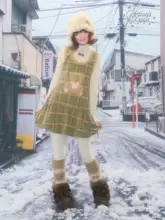 秋冬向け 美しいデザインのグリーンチェック柄 フリース小熊ポケット付きキャミワンピース（セットアップ対応）