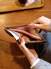 本革製 レディースパスポートケース【旅行用・肩掛け・収納ポケット付き】（セットアップ対応）