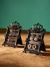 ヴィンテージ風 宝飾展示スタンド【黒金色・王冠デザイン・リング収納トレイ】