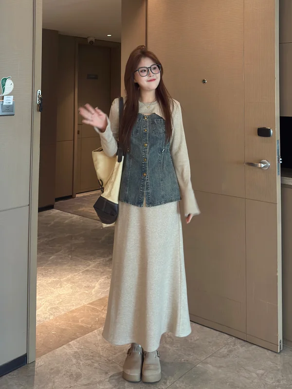 南国風デザインの大きいサイズ女性用デニムトップス【春秋用・ゆったりフィット・スリム効果】とハイウエストカジュアルパンツ（セットアップ対応）
