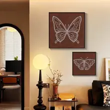 中古 蝶々のデザイン壁掛けアート【フランス風・リビングや寝室に最適・高級感】