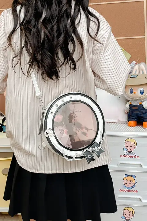 痛バッグニッチデザインラウンドケーキ クロスボディバッグ