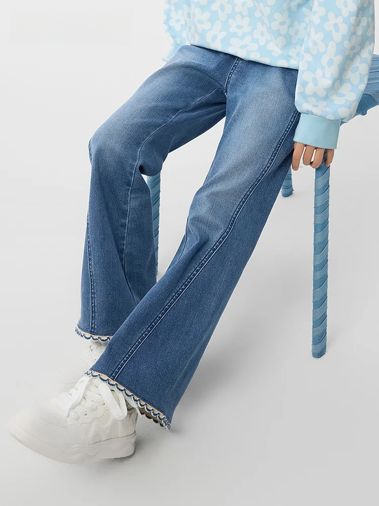 春用女の子用デニムパンツ：甘美なフレアデザインとストレートスタイルの実用性