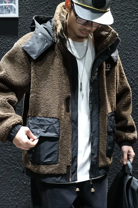 極上の柔らかさのフード付きアウター【メンズ・秋冬用・カジュアル・厚手】
