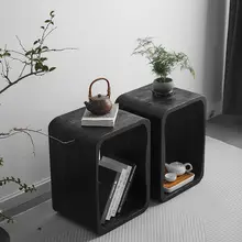 ベッドサイド収納棚 小さなサイドテーブル ソファ脇のキャビネット わびさび風 シンプルな 無垢材