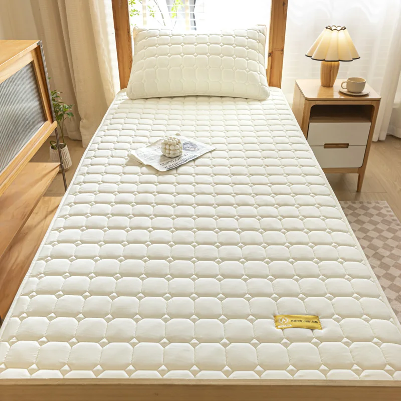 ベッドの固さが睡眠に良いのはなぜ？学生時代のリアルな体験から見つかった答え