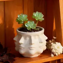 ユニークな顔型のフラワーポット【北欧風・デスク装飾・多肉植物用】（セットアップ対応）