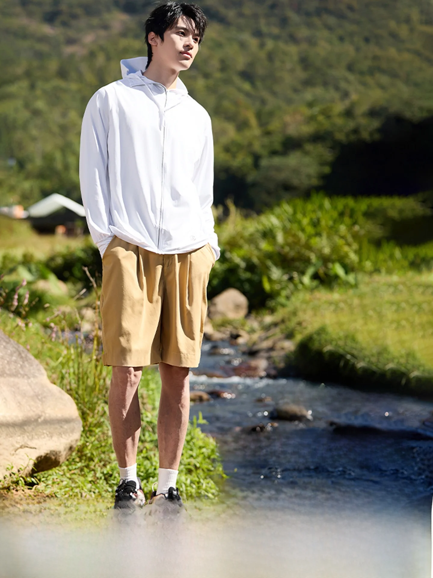 釣りジャッパーを選ぶべきタイミングは？通気性とUVカットが融合した夏のベストアイテムとは？