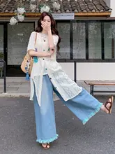白色レース短袖重ね着ベストとデニムワイドパンツの夏の女性向けコーディネート（セットアップ対応）