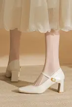 米白色のハイヒール女性用【太めのヒール・ソフトレザー・マリー・ジェーンスタイル】