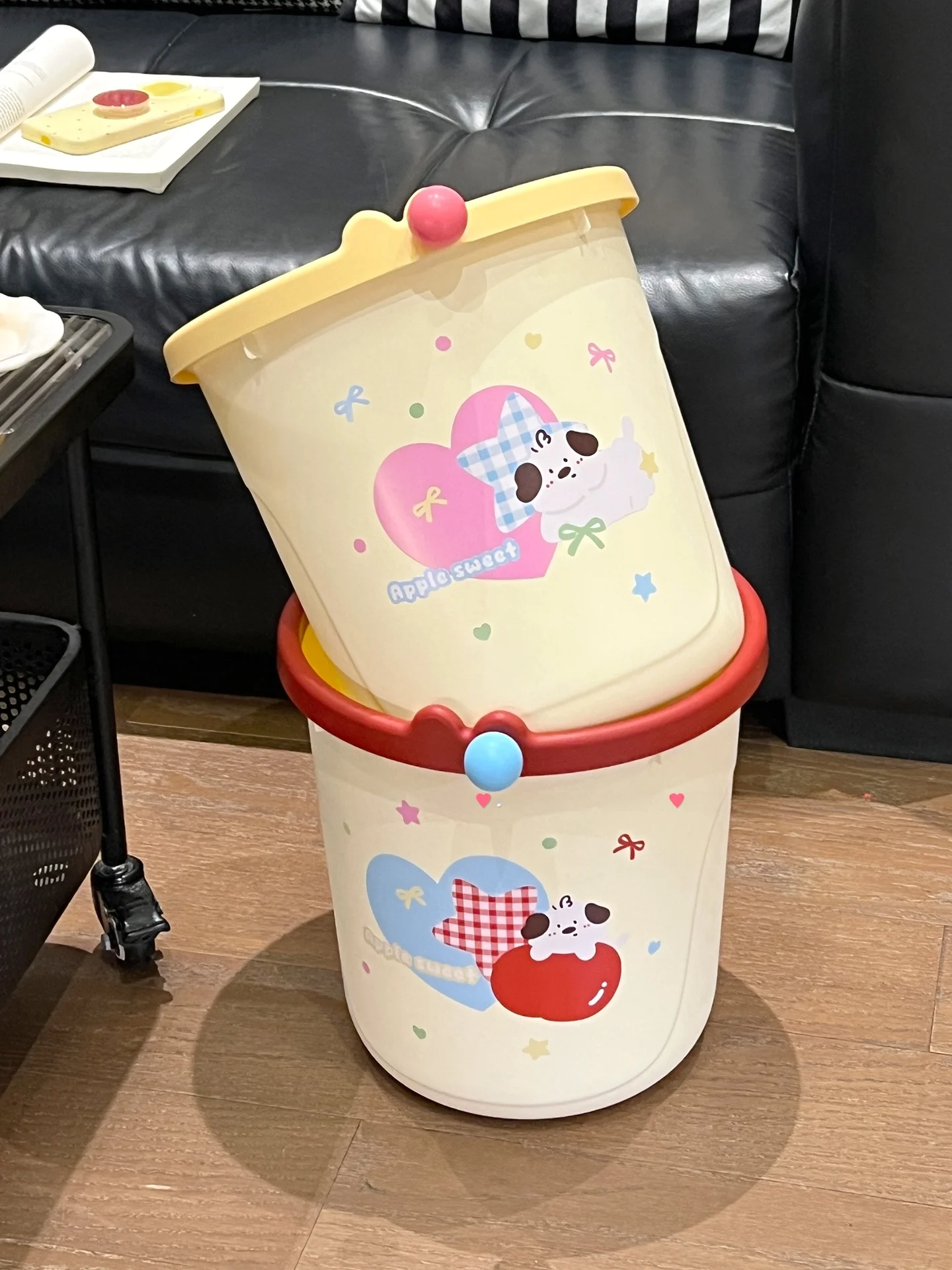 おしゃれなデザインの大容量ゴミ箱：12Lのクリーム風圧圈式タンクが家庭で実用的か