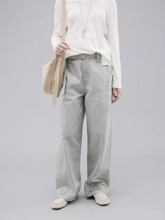 レトロシルエットのレディース弯刀ベルト付きワイドパンツ【秋用・カジュアル工装風】（セットアップ対応）