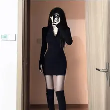 高級感あるブラックニットワンピース【フィット感・秋冬用・女性用・ミニスカート】