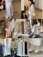 美しいレースとサテンのコントラスト ミニスカート【バックスリット・大人可愛い・夏向け】（セットアップ対応）