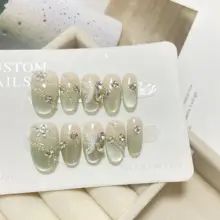 ハンドメイド短丈バタフライデザイン春用ビジュー付きネイル【クリア感・薄荷色】