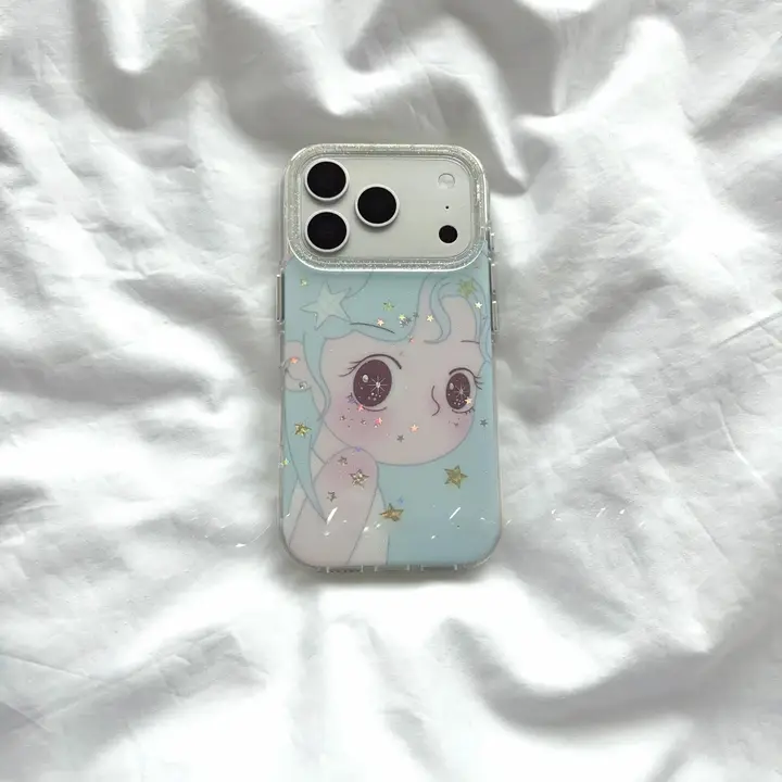 青い髪の大きな目を持つ女の子のスマートフォンケース【iPhone対応・カジュアルデザイン・可愛い】