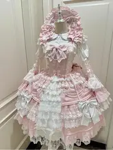 華やかで優雅なピンクのロリータ風ドレス【古典的デザイン・プリンセススタイル】