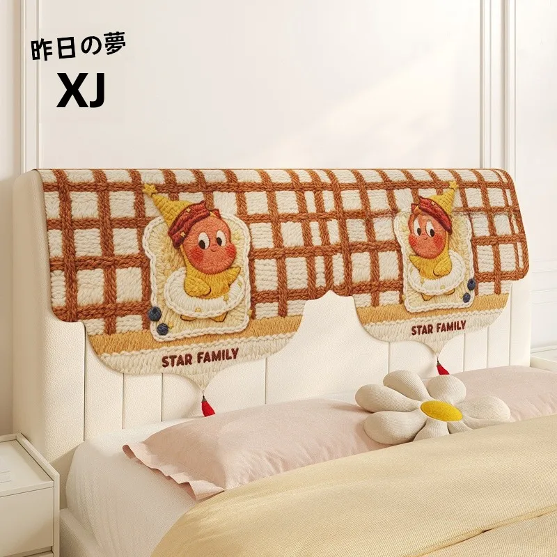 キャノピー ベッドとは？通年使用可能なシングルタイプヘッドカバーの実用性と選定基準