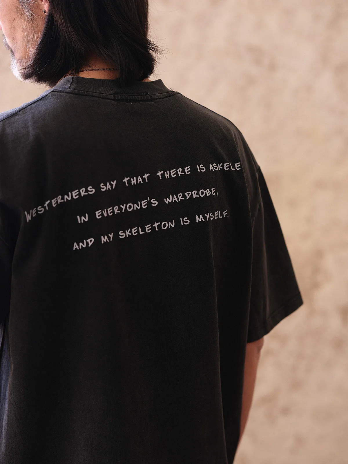 2026ハロウィンに使える復古風スカルプリントTシャツは、どう選ぶ？