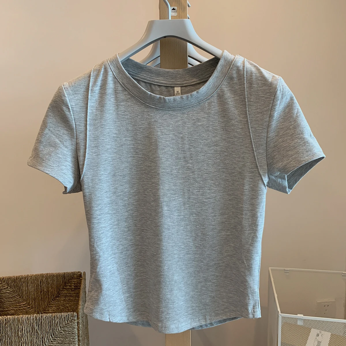 ショートスリーブtシャツで通勤スタイルをシンプルに保つには？