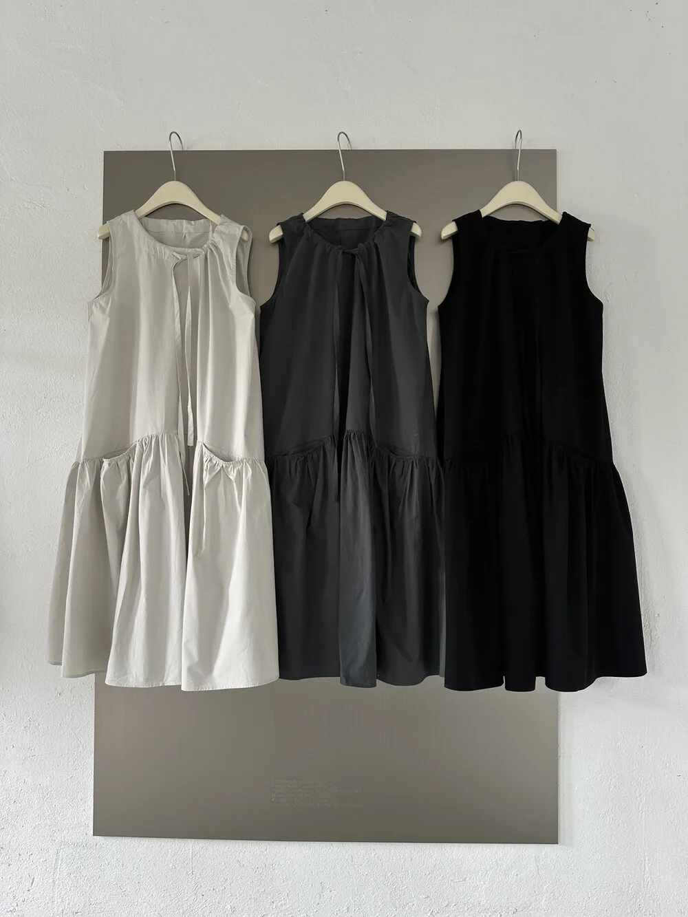 だぼっとした服 レディース：冷感素材のアート風ワンピースの実用性と着用ガイド