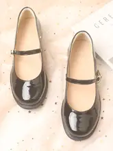 レトロ風ラウンドトゥエナメルシューズ【フラット・浅口・低ヒール・女の子用】