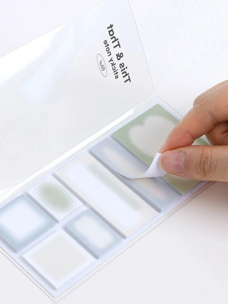 カラフルストライプの透け感メモ帳：ノートパソコン向けの便利グッズとしての実用性と使い分け