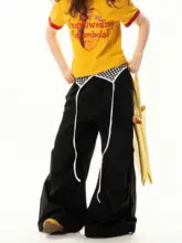 アメリカンレトロデザインのプリーツワイドパンツ【フルレングス・フィット】（セットアップ対応）