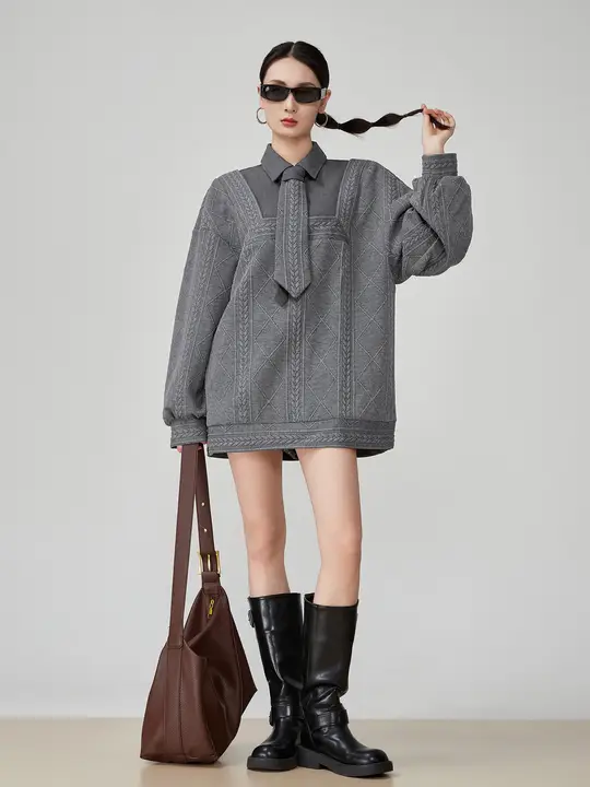 グレーのドッキングスウェットジャケット【デザイン性のある中長丈・リボン付き・女性用】（セットアップ対応）