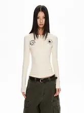 アメリカンヴィンテージデザインのフィット長袖Tシャツ【ヘンリーネック・シンプルスタイル・カジュアル】