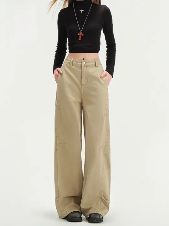 カーキ色のストレートワイドデニムパンツ【秋冬用・フィット・ハイウエスト】（セットアップ対応）