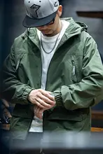 アウトドア用 メンズ スポーツジャケット【秋用・フード付き・防水・ゆったりサイズ】