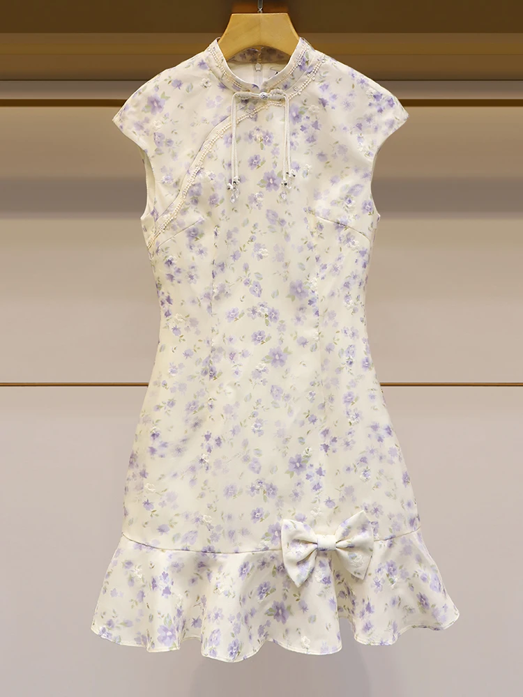 イエベ春 服はどう選ぶ？フラワープリントのニットカーディガンと旗袍風ワンピースが解決する通勤の悩み