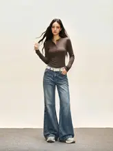 レディース・高腰ワイドフィットブーツカットデニムパンツ【春秋用・ウォッシュ加工】（セットアップ対応）