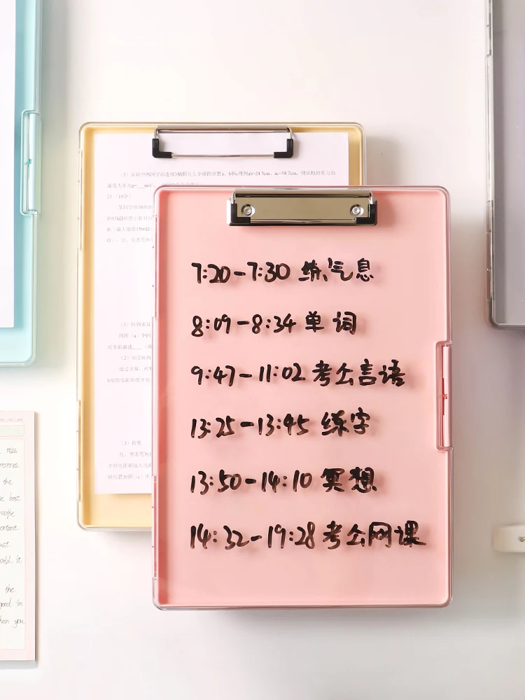 2リングファイル A4 薄いと比べて、A4多機能ファイルフォルダーはどんな違いがあるの？