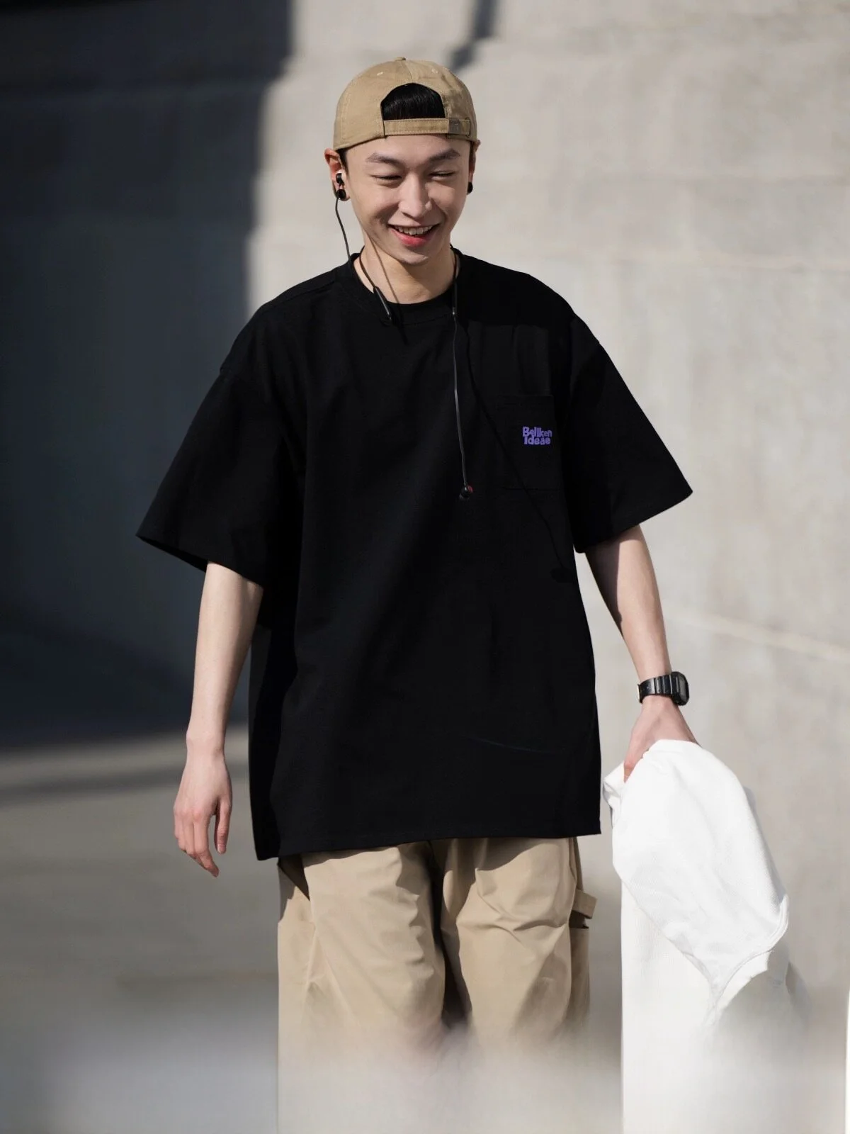 ポケット付きTシャツのベストな選び方は？5選で通勤・日常使いに最適なアイテムを徹底解説