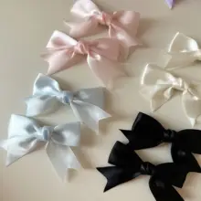 かわいいサテンリボンヘアクリップ【両サイド用・ツインテール対応・女の子用】