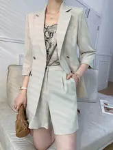 女性用ビジネススーツ【ショートパンツ・正式な場面対応・高級感あるデザイン】（セットアップ対応）