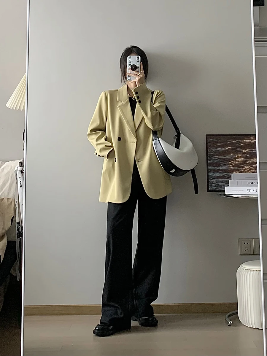 ブレザーとパーカーの「ダサい」は、本当にファッションの誤解なのか？