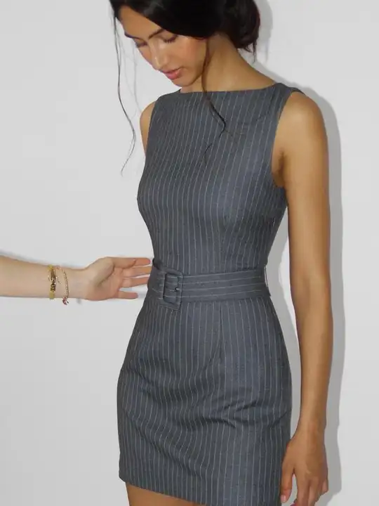 フレンチスタイルのレトロなストライプワンピース【ノースリーブ・タイトフィット・通勤用】