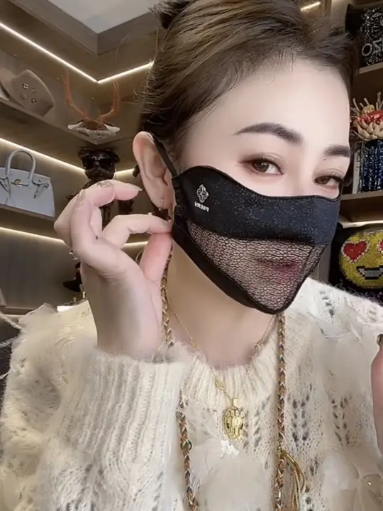 可愛いデザインの防晒マスク【小天鹅モチーフ・洗濯可能・メッシュ素材】