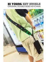 伸縮可能な黒猫デザインの斜め掛けバッグ【学生用・モバイルカードケース・便利なストラップ付き】