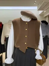 厚手コーヒー色のラウンドネックニットカーディガン【冬用・メタルボタン・カジュアル・重ね着】